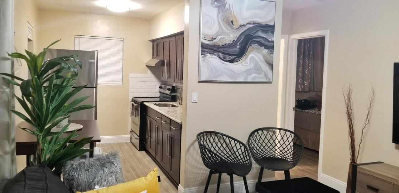 Very Glam Apartment 5 Miles From Hard Rock Hollywood Exteriör bild